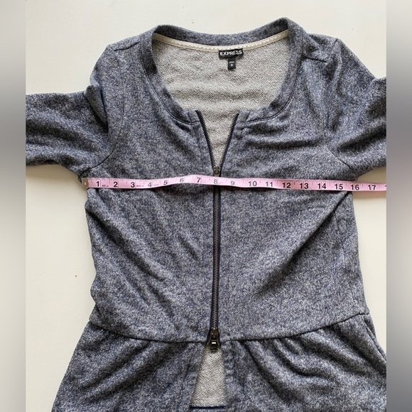 Express Blue Heather Gray Zip Front Peplum 3/4 Sleeve Sweater Women’s Medium - Picture 5 of 8